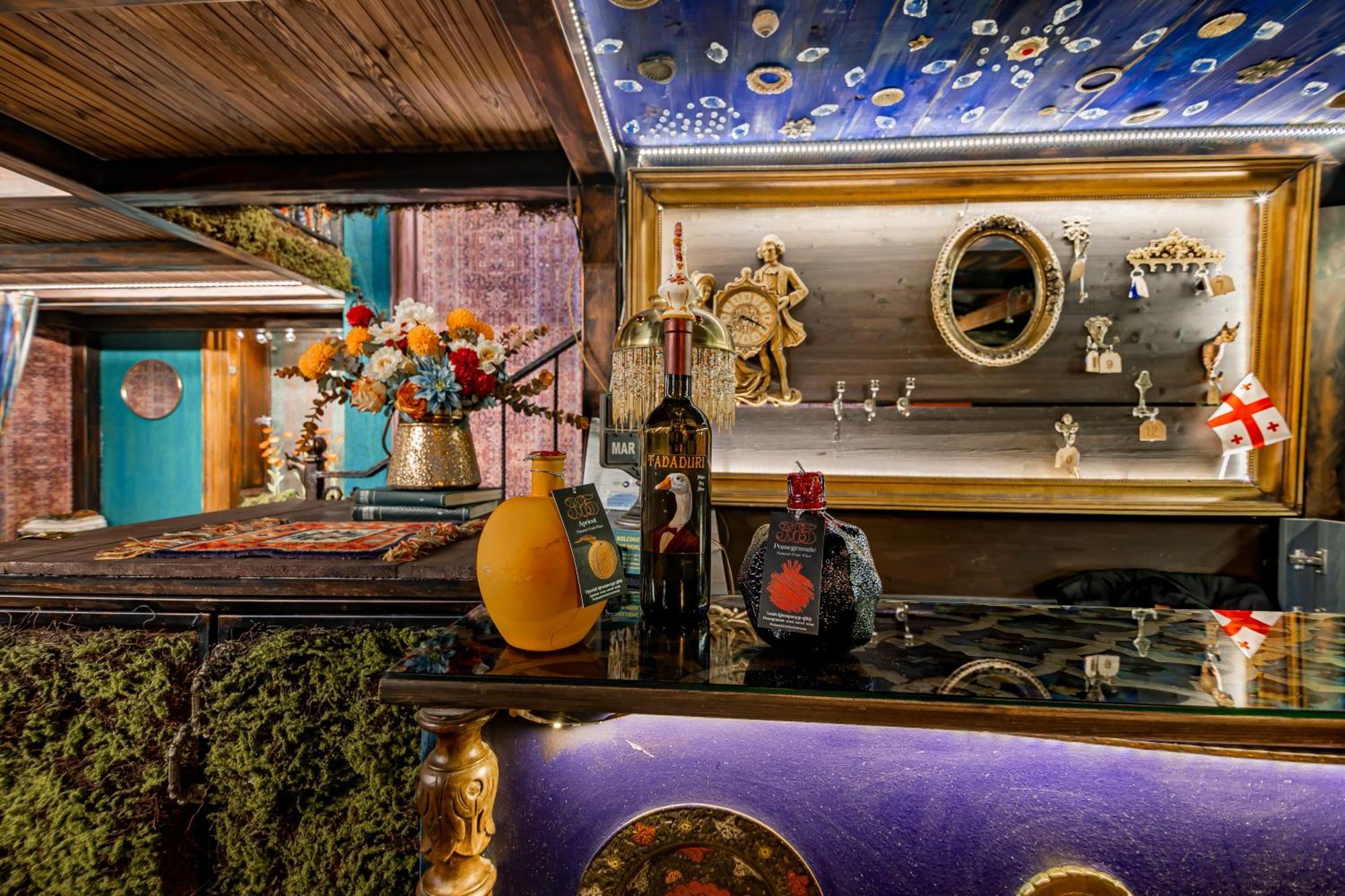 Tiflis Inn Boutique Hotel Bagian luar foto